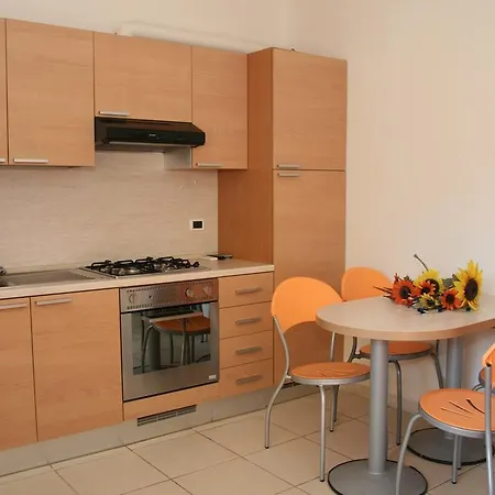 Apart Otel Felicioni 3*