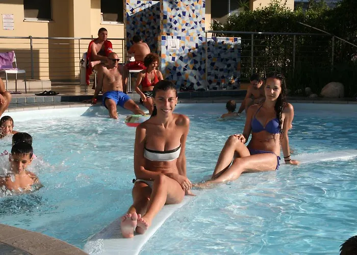 Felicioni מלון דירות רוזטו דליי אברוצי