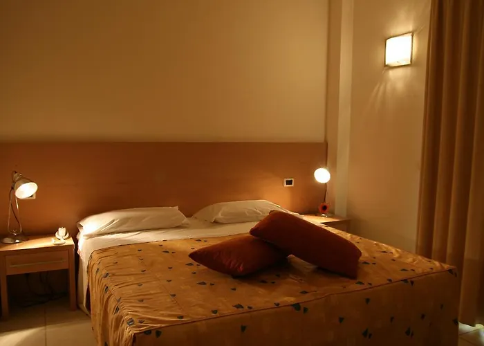 Felicioni רוזטו דליי אברוצי