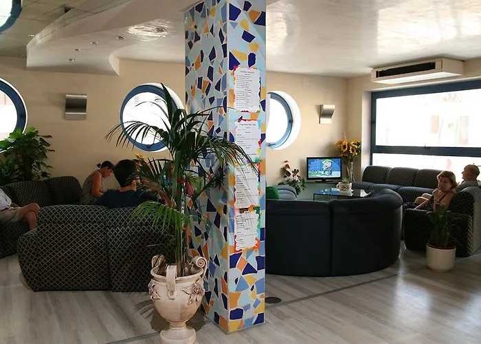 Aparthotel Felicioni 3*