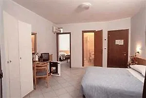 Felicioni Apart-hotel 3*