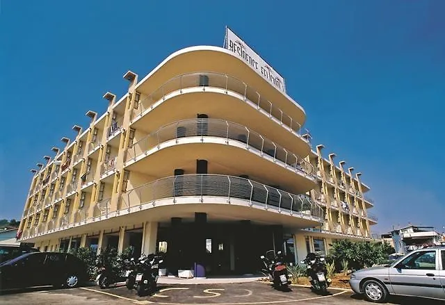 Aparthotel Felicioni 3*